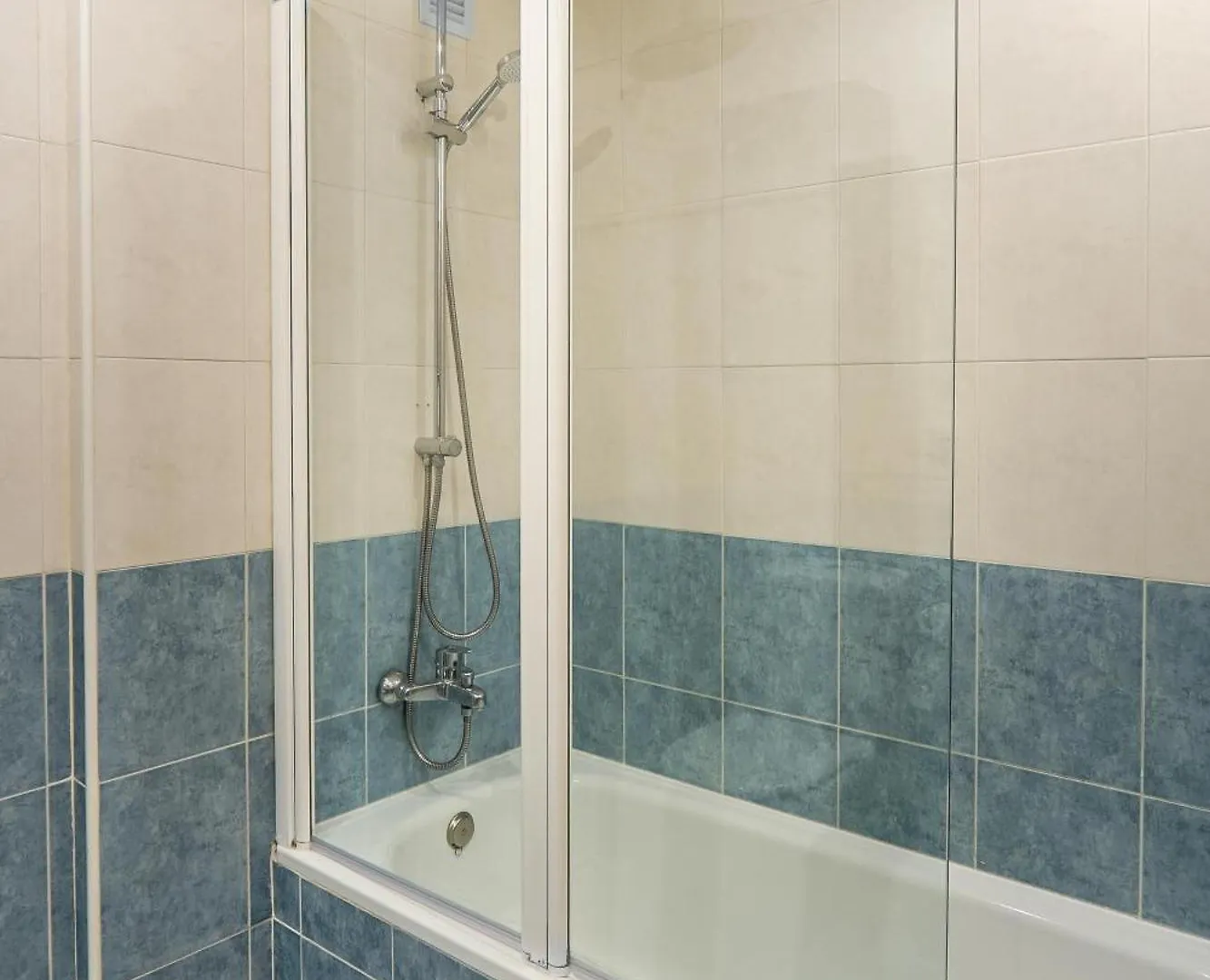 Newly Renovated Apartment Casares Costa 0*,  스페인