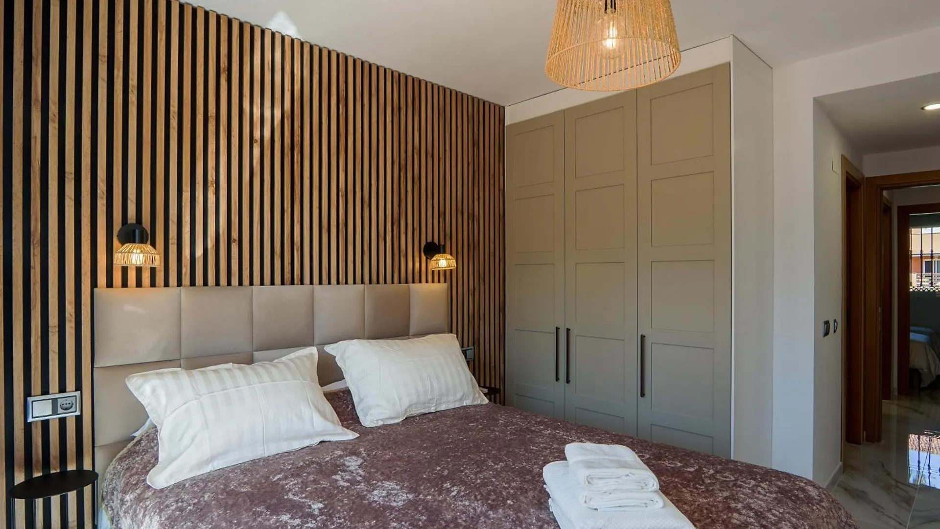 Newly Renovated Apartment Casares Costa 스페인
