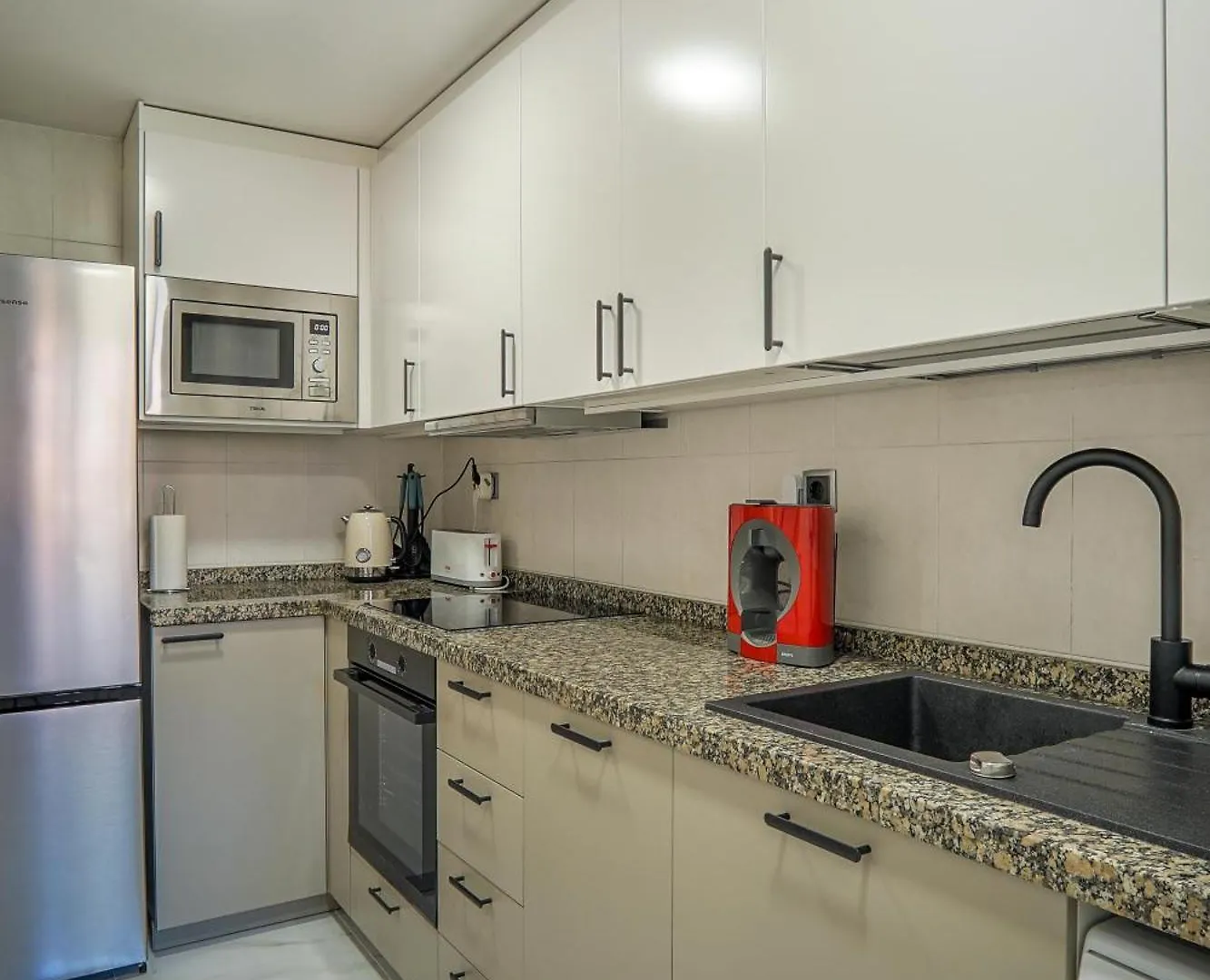 Newly Renovated Apartment Casares Costa