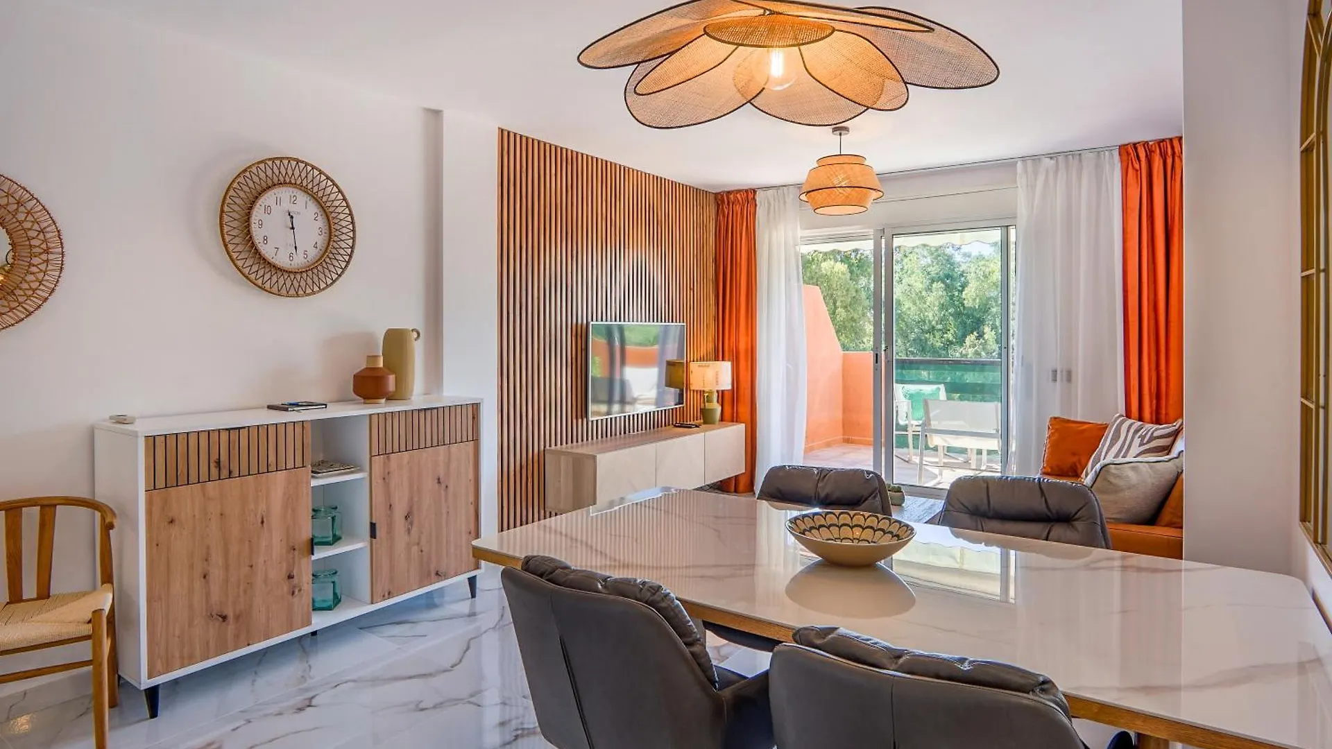 Newly Renovated Apartment Casares Costa 스페인